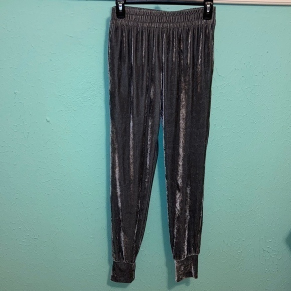 Generation Love Joggers - Picture 1 of 11